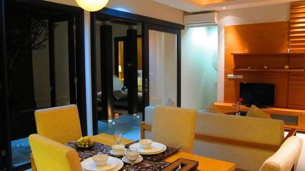 The Nibbana Villas Seminyak  Ngoại thất bức ảnh