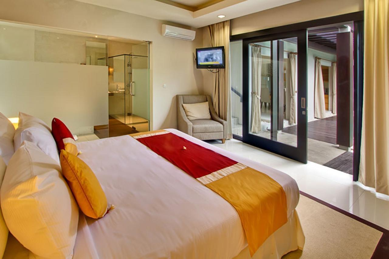 The Nibbana Villas Seminyak  Phòng bức ảnh