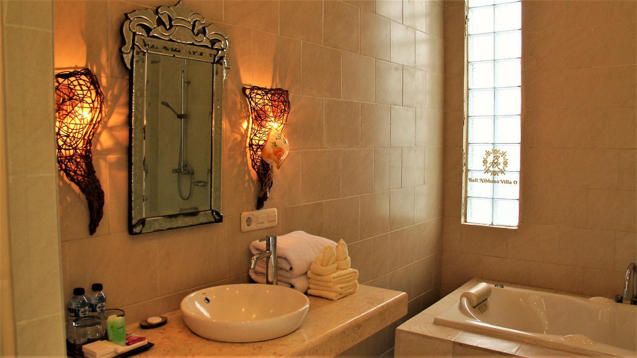 The Nibbana Villas Seminyak  Ngoại thất bức ảnh